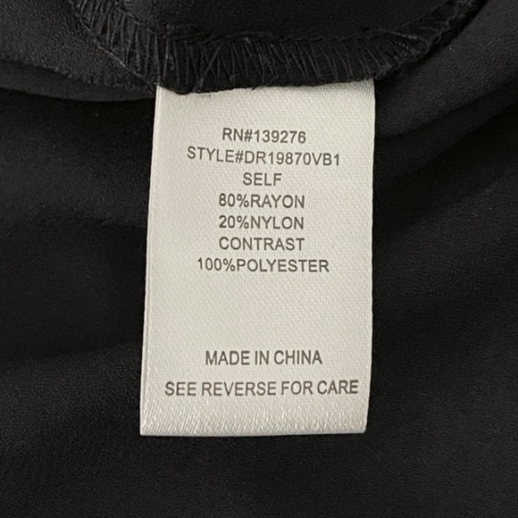 DR2 Top Black Floral Embellished V-Neck Sleeveless Velvet - Size M - Picture 11 of 12